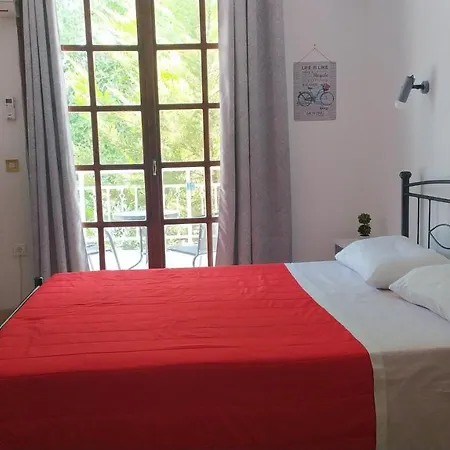 Nitsas Studio's 2* Kremasti (Rhodes)