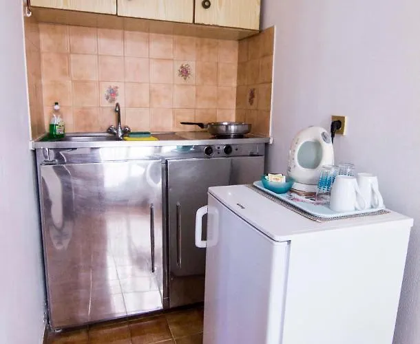 Nitsas Studio's Guest house Kremasti (Rhodes)